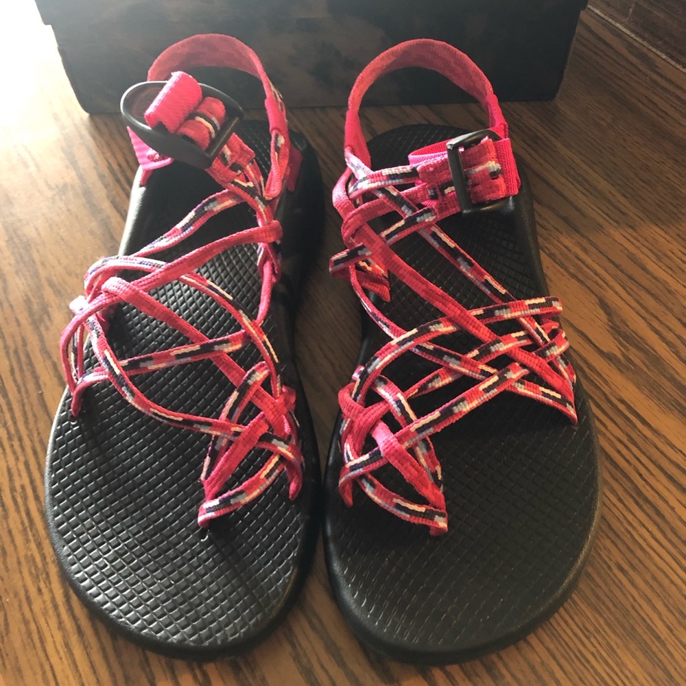 Chaos Pink Sandals triple Strap size 9